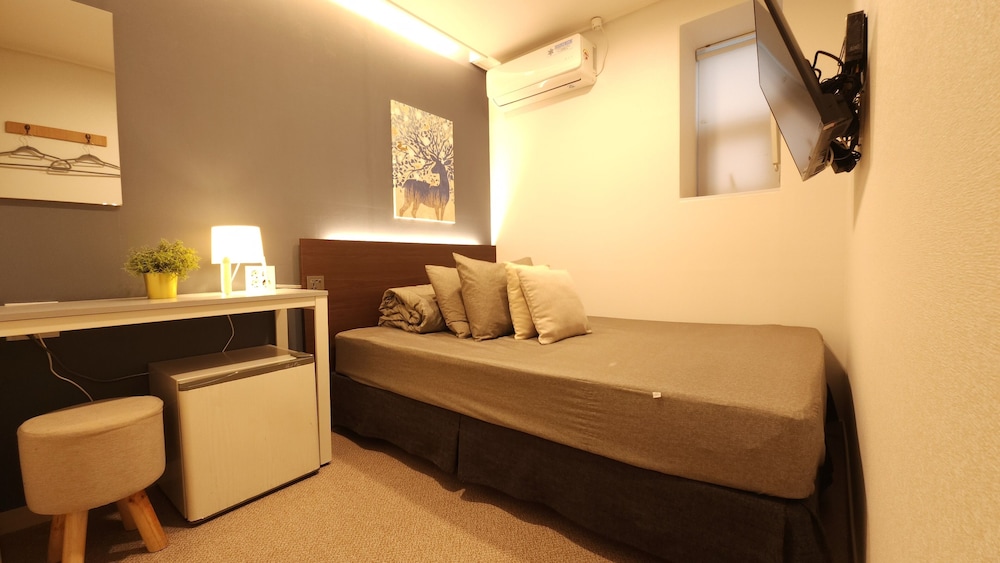 OYO Hostel Myeongdong 1 23/63