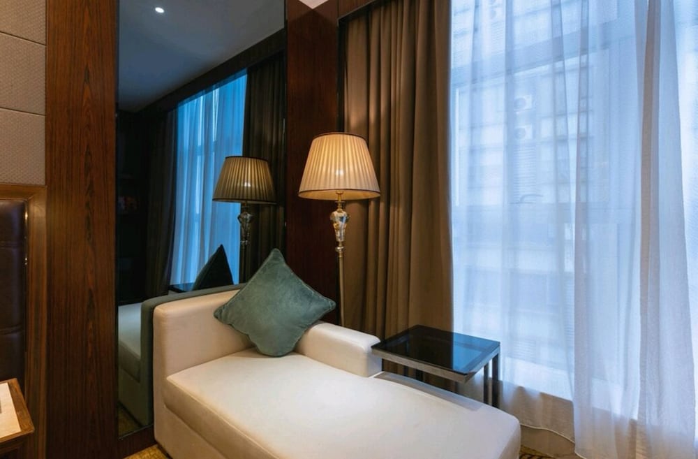 Honder International Hotel 32/36