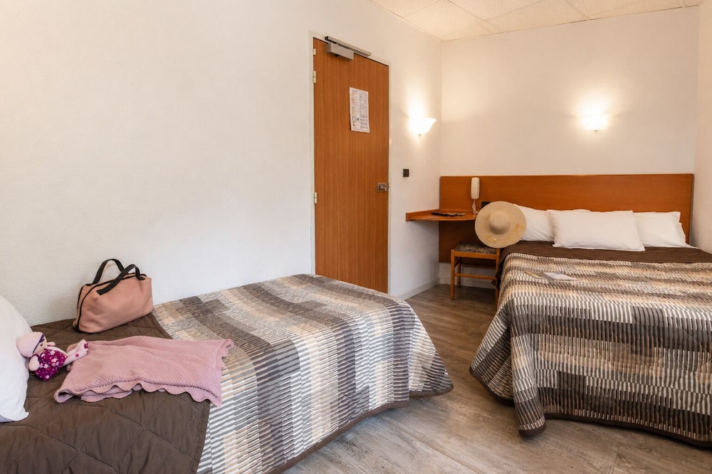 Hôtel Compostelle 17/50