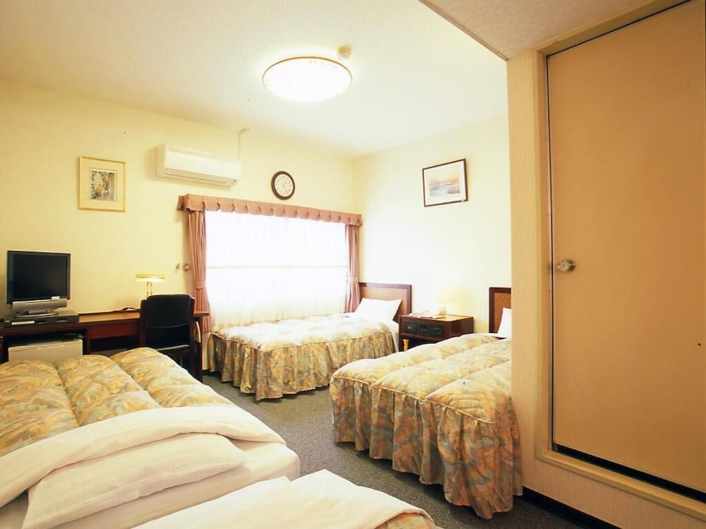 Hotel Union 12/57