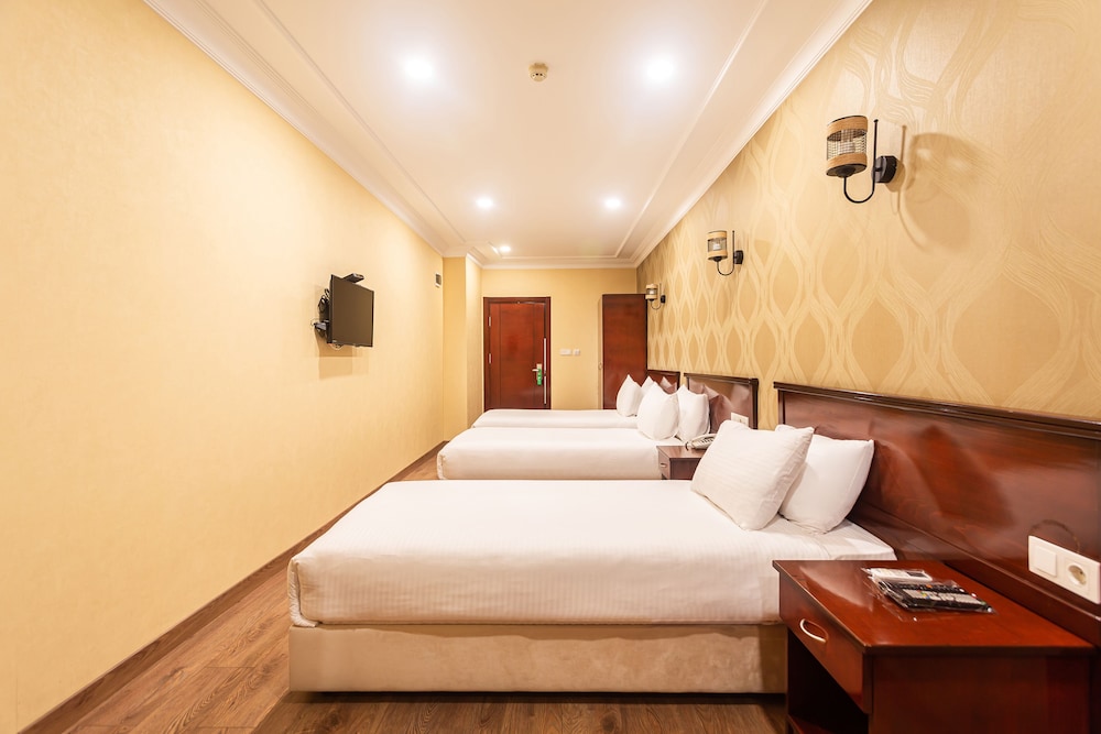 Marina Park Hotel 4/15