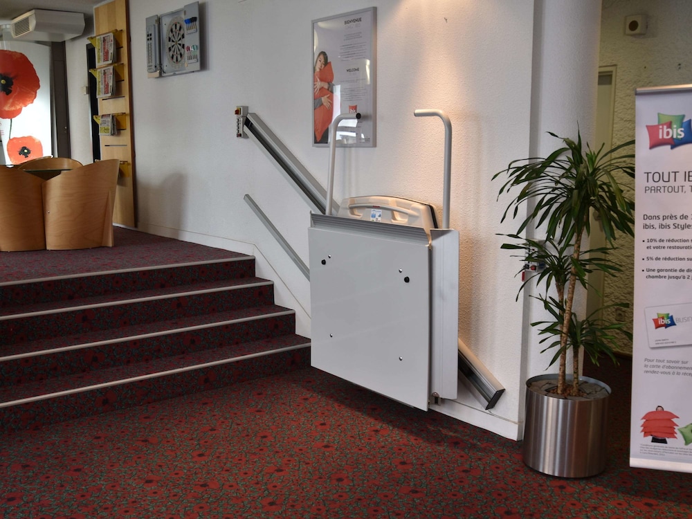 ibis Rochefort 44/66