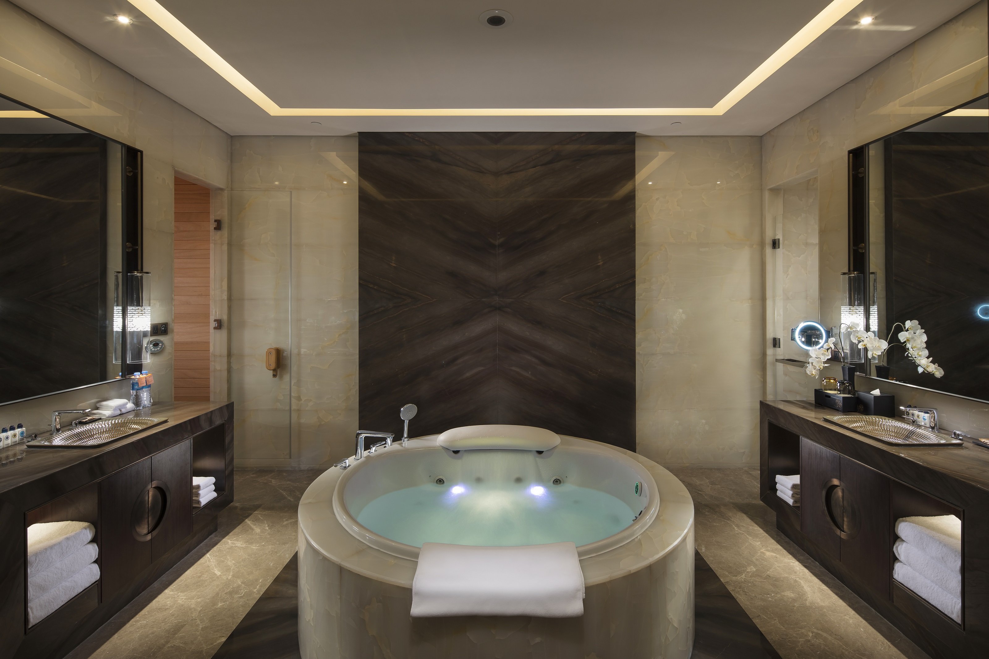 HUALUXE Hotels and Resorts Zhangjiakou 18/50