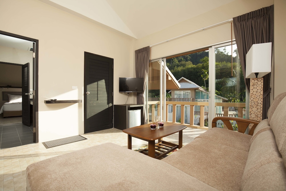 The Lifeco Phuket Well-Being Detox Center 55/83