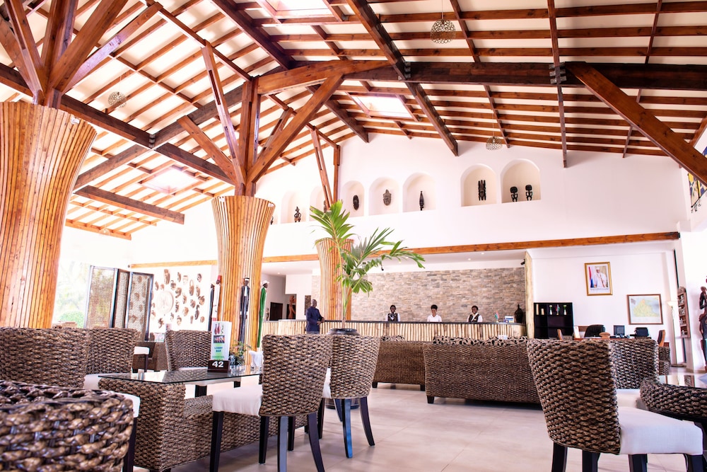Ocean Bay Hotel and Resort 46/56