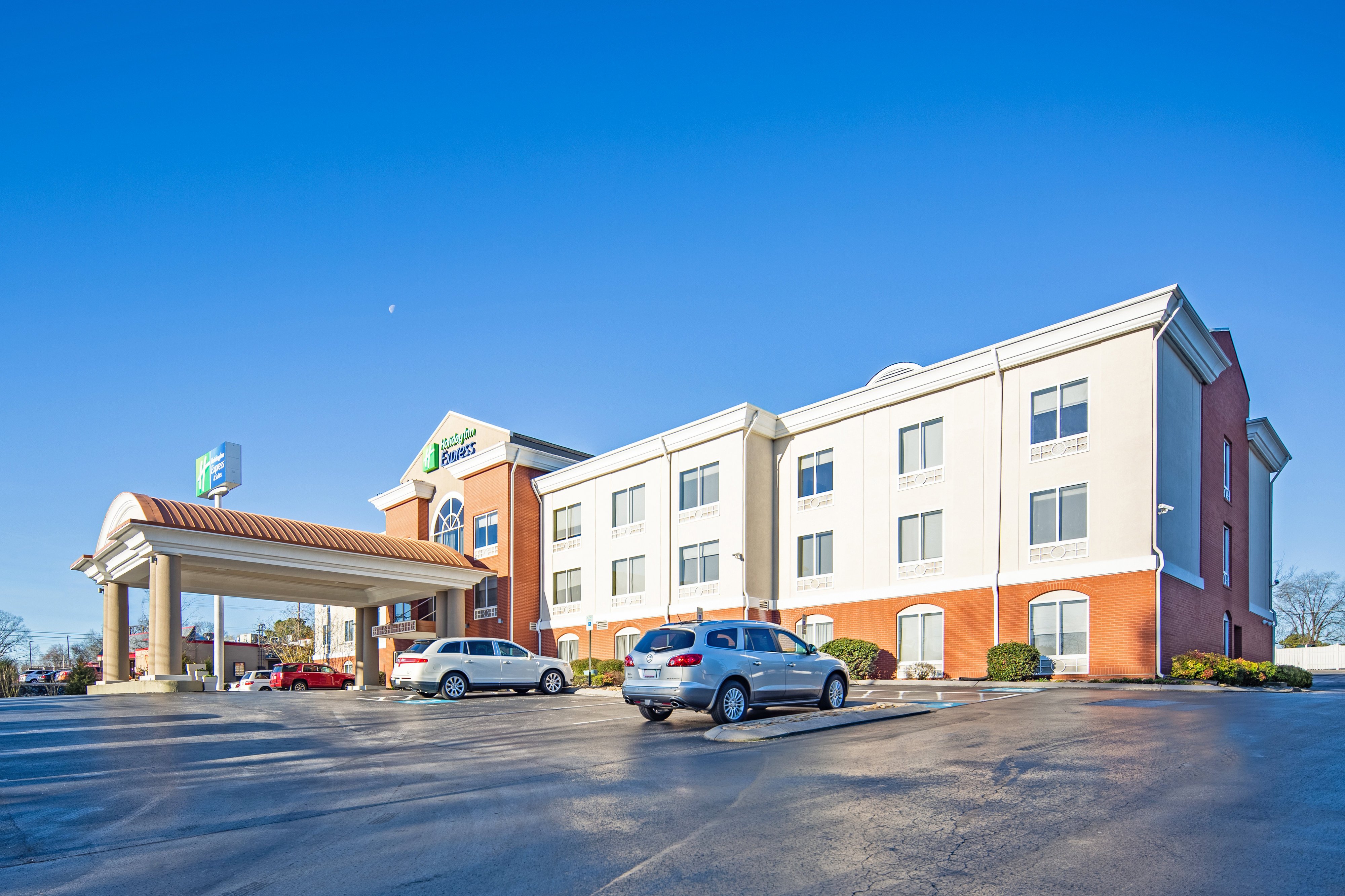Holiday Inn Express Hotel And Suites Chattanooga East Ridge Tn 54/56