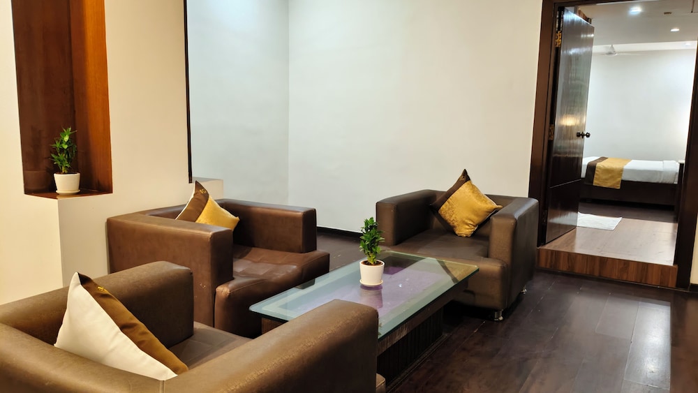 Hotel Hemaadri Grand 31/50