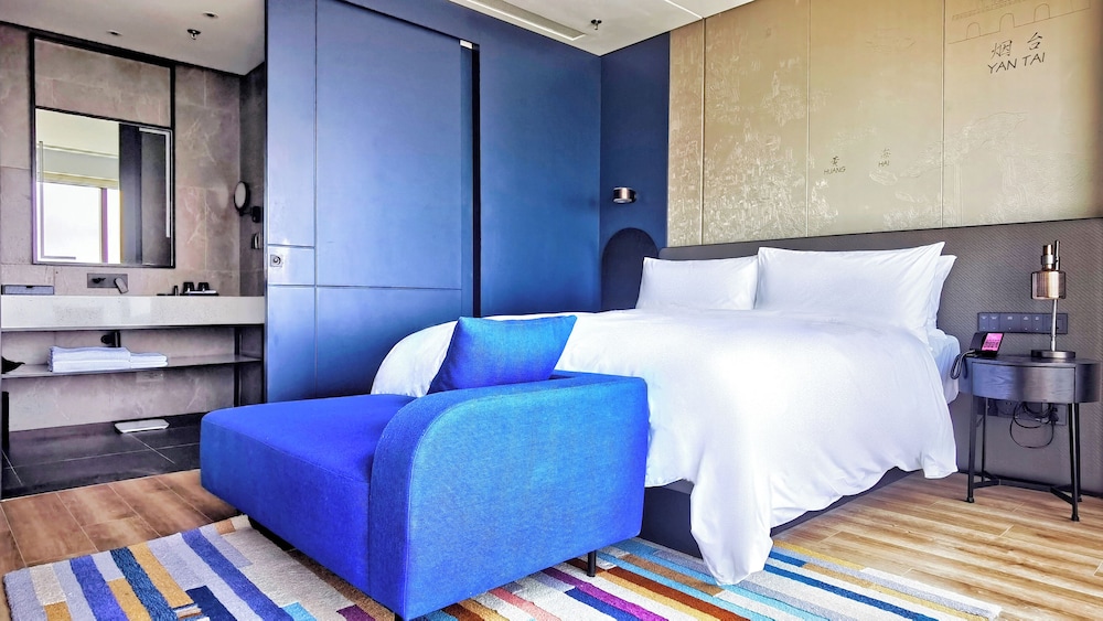 Aloft Yantai 7/38