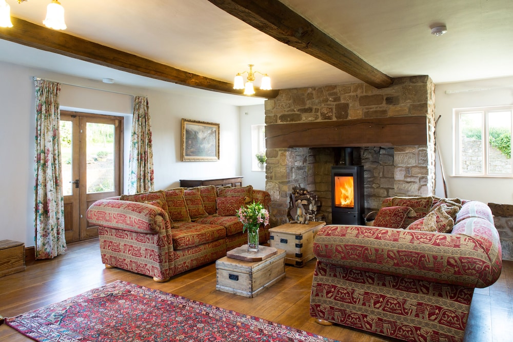 Lower Wythall B&B 27/50
