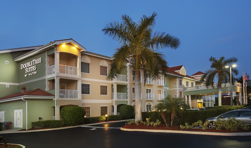 Doubletree Suites By Hilton Naples 2/67
