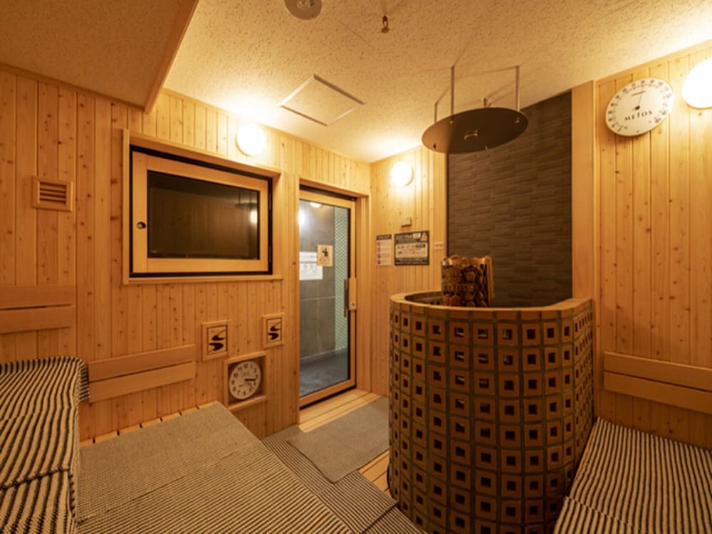 Capsule Hotel Anshin Oyado Akihabara - Men only 28/50