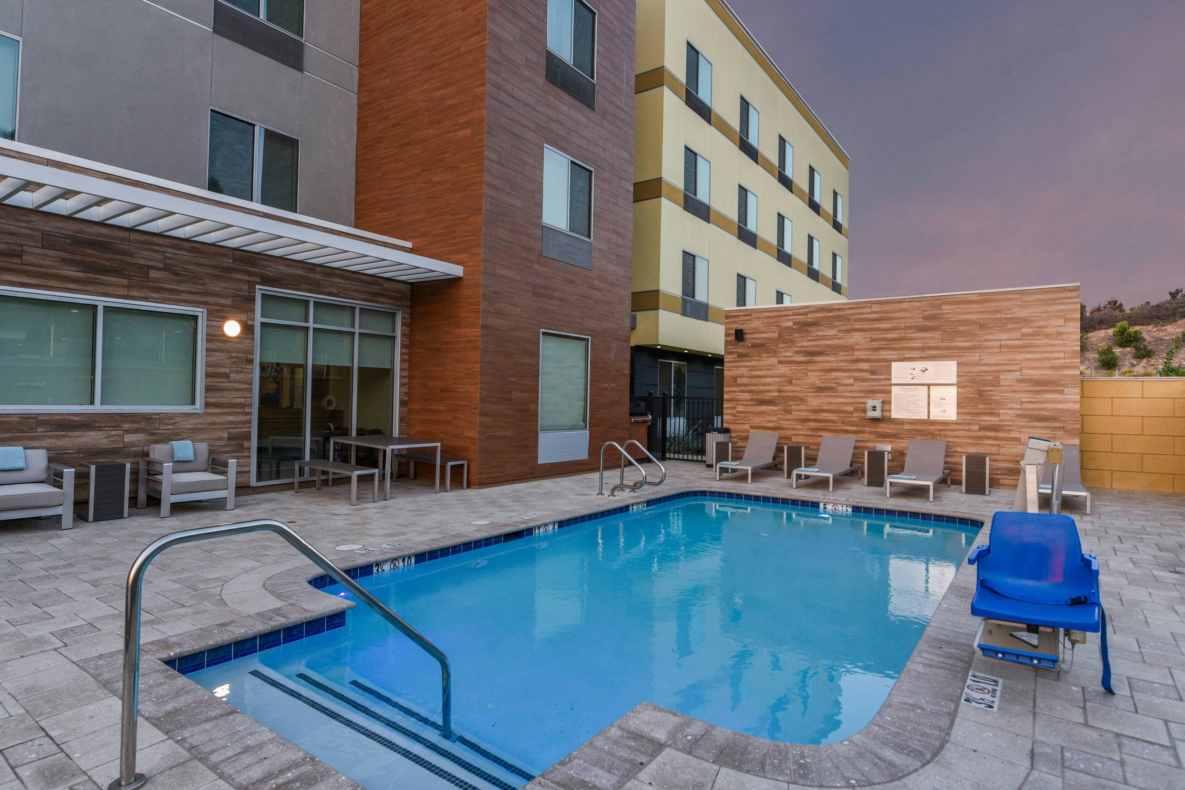 Fairfield Inn & Suites by Marriott Moorpark Ventura County 32/36