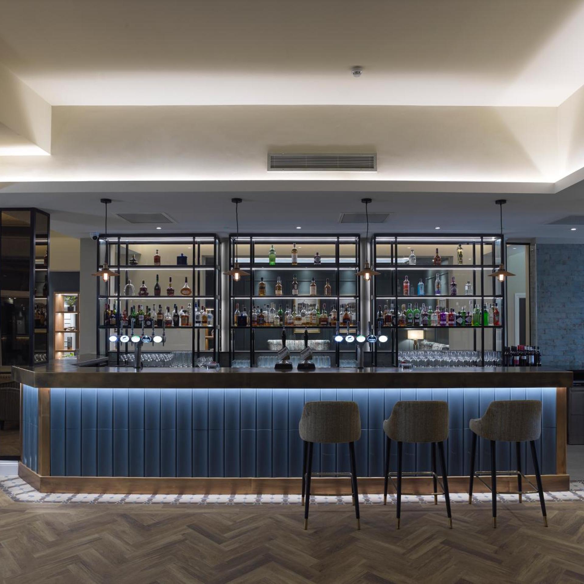 Clifton Arms Hotel 45/58