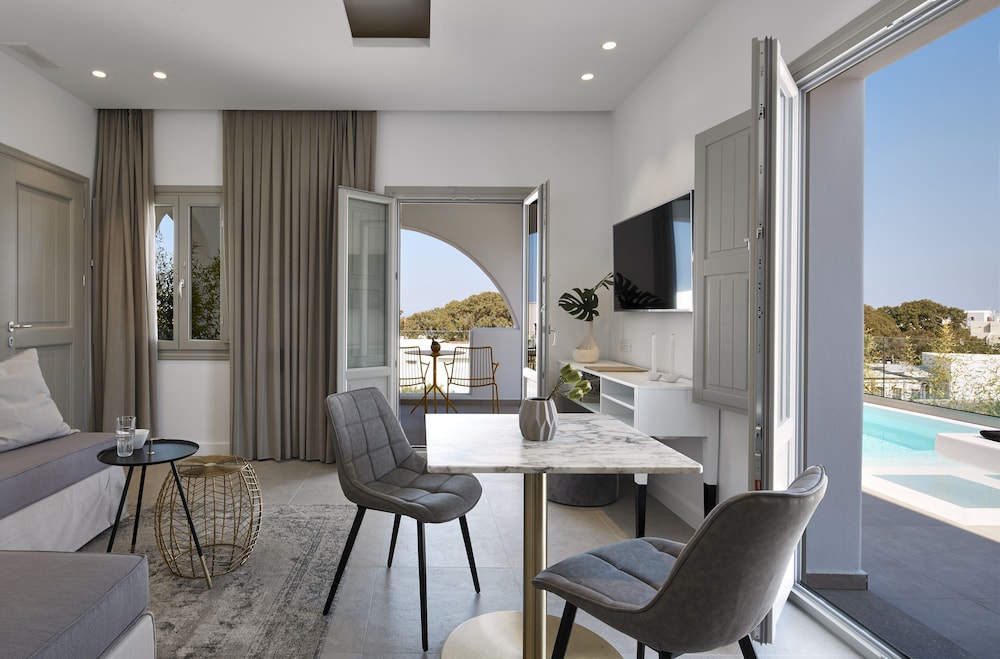 Altera Pars Suites 44/69