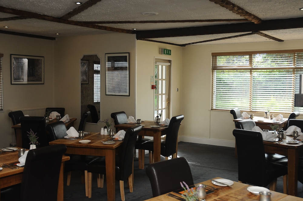 The Inn at Lathones 60/72