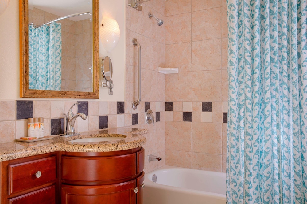 2 Bedrooms, Villa, 2 King Beds, Mountain View, Sofa, Marriott S Ko Olina Beach Club 4/4