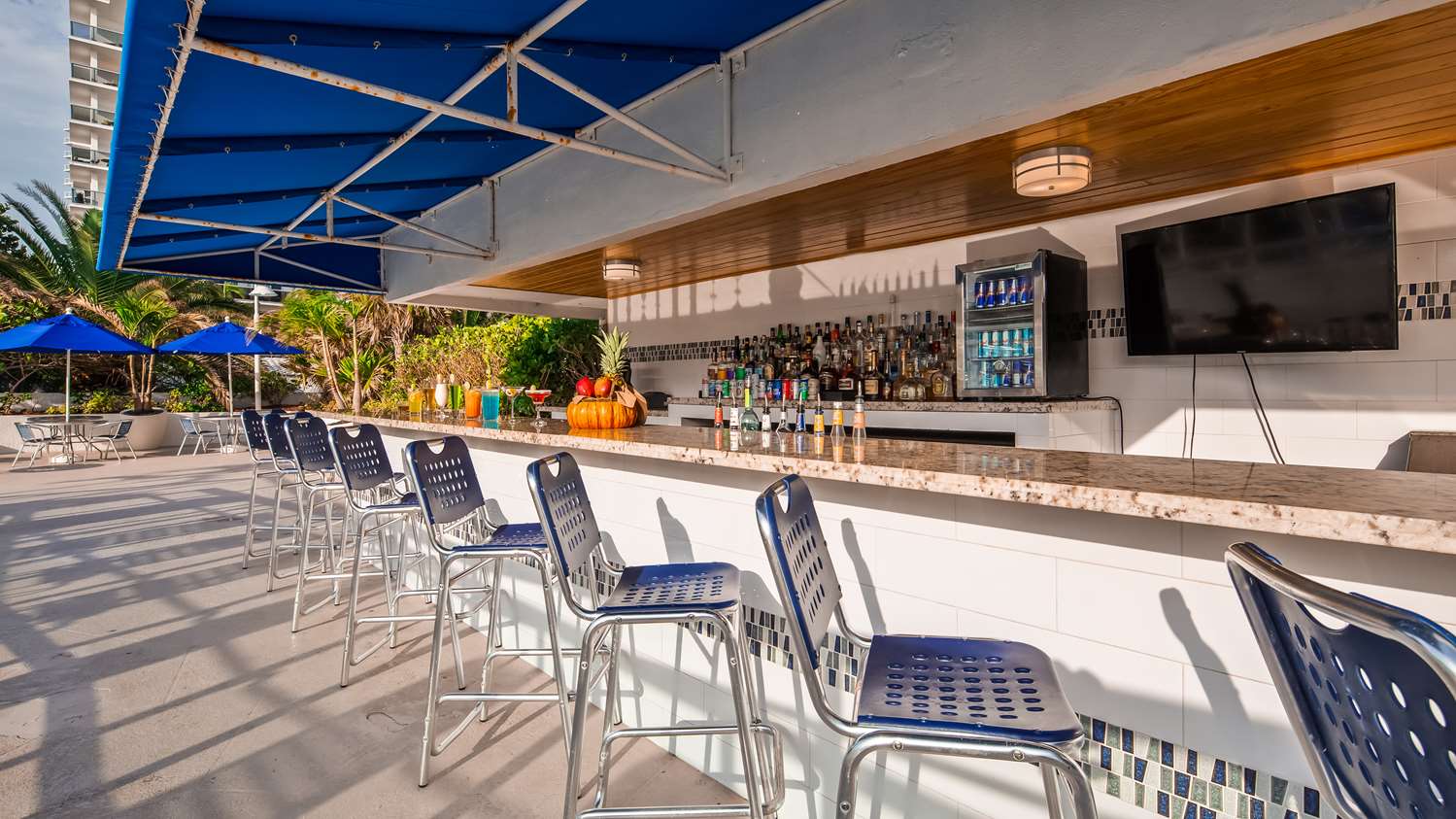 Best Western Plus Atlantic Beach Resort 35/44