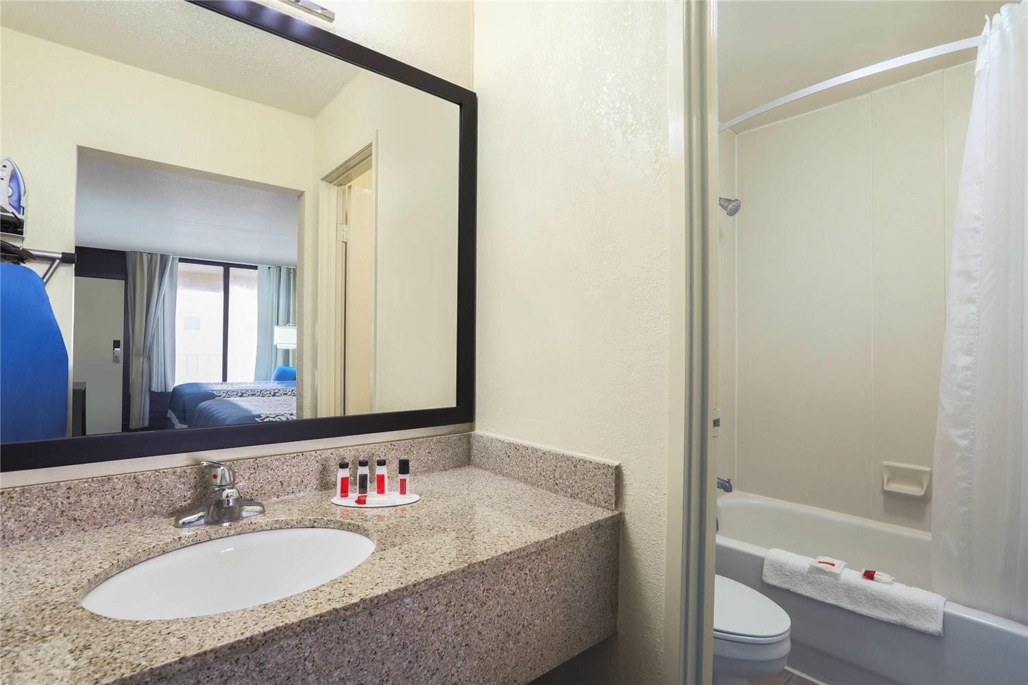 Days Inn by Wyndham Newark Wilmington 9/9