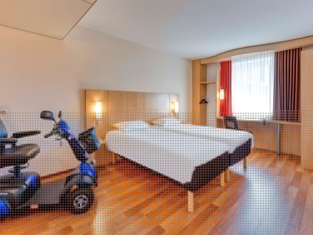 IBIS KONSTANZ 30/79