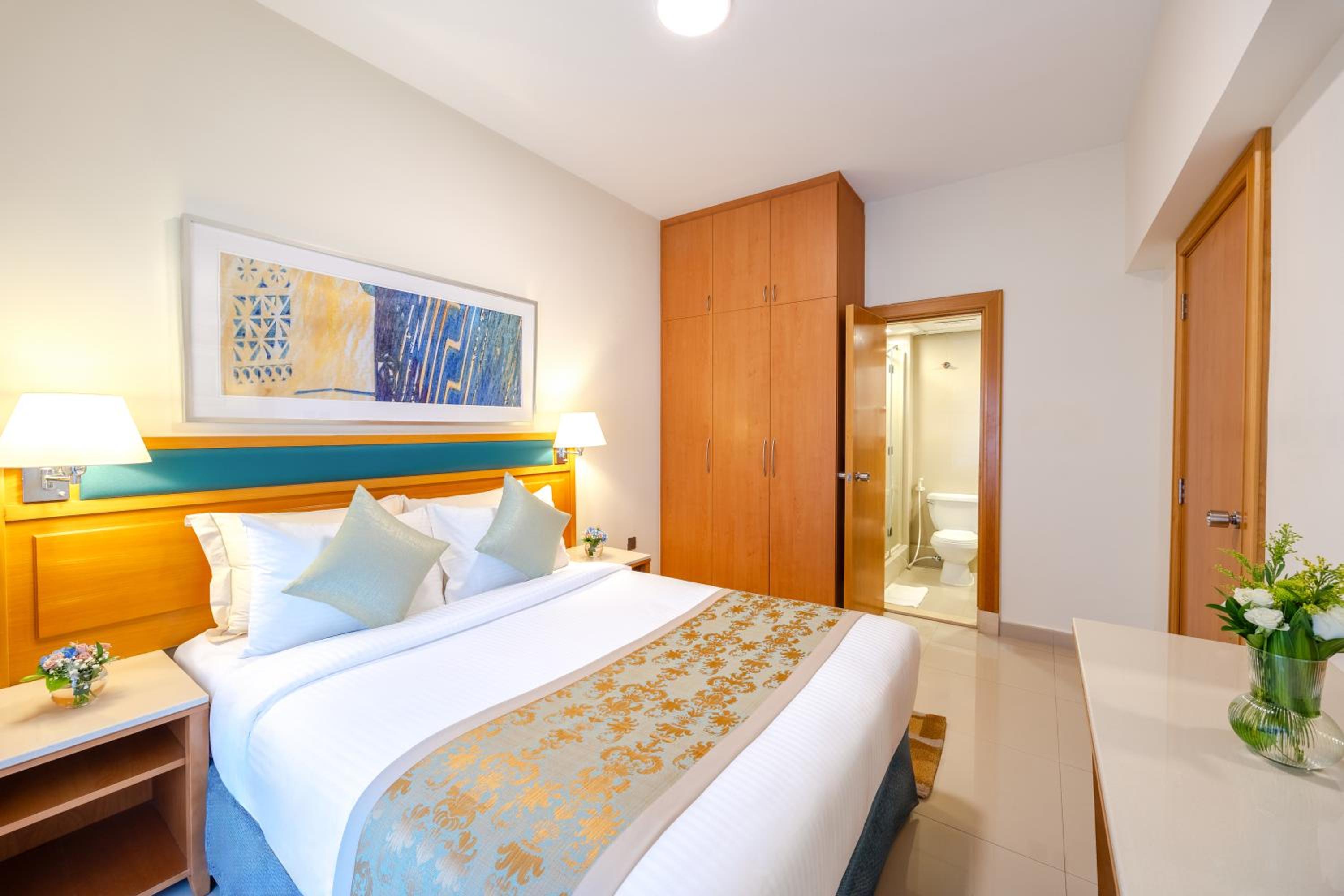Golden Sands Hotel Apartments 3-5-10