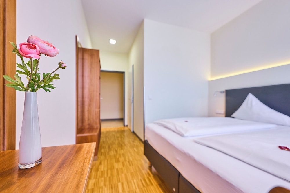 Hotel Apfelbaum 18/50