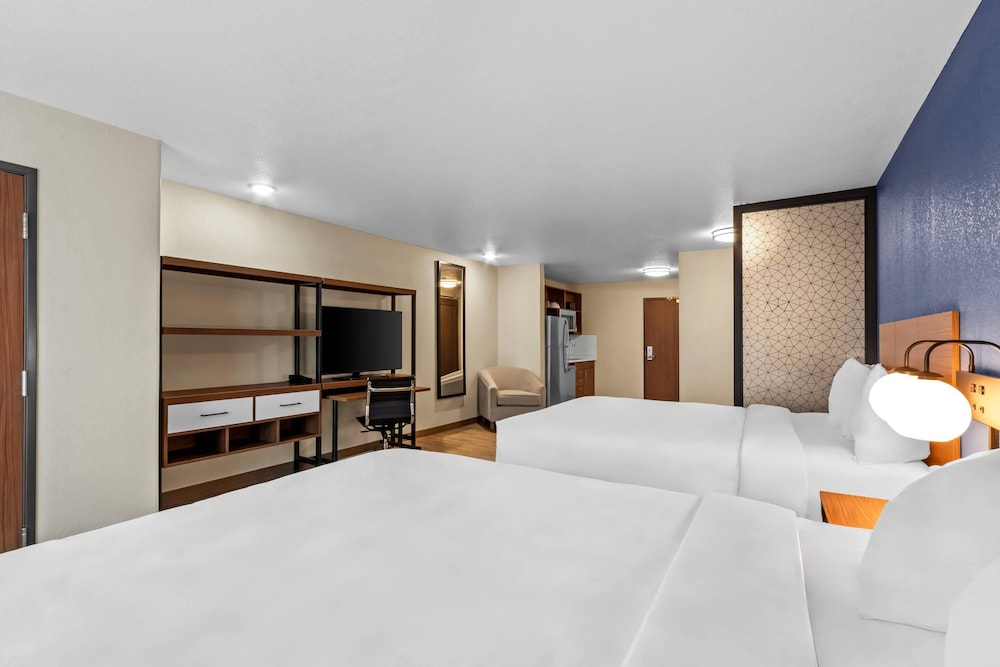 Everhome Suites Yuma East I-8 15/50