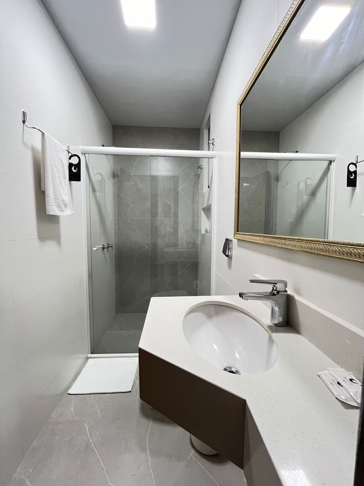Regente Hotel 46/50