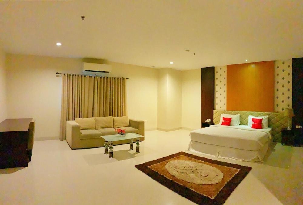Ameera Hotel 15/37