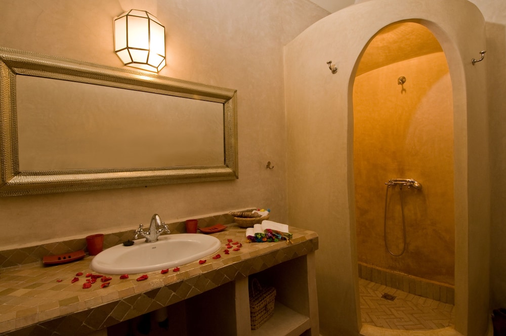 Riad Saba 13/64