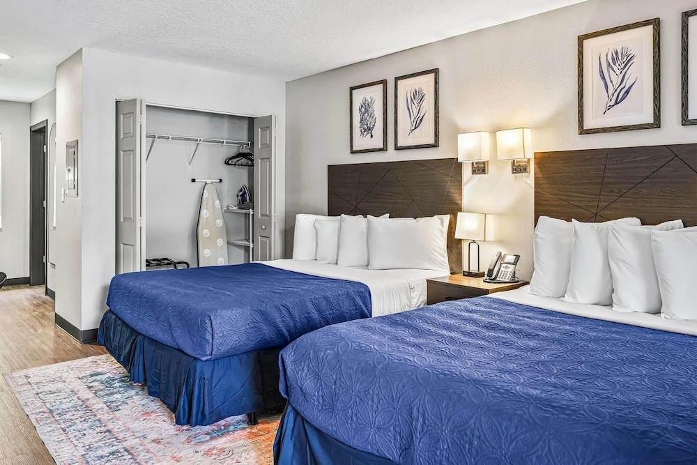 Baymont by Wyndham Ocala Suites 21/60
