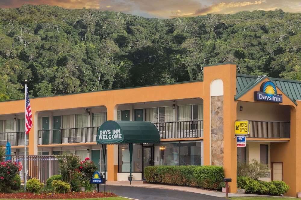 Days Inn by Wyndham Clayton 1/26