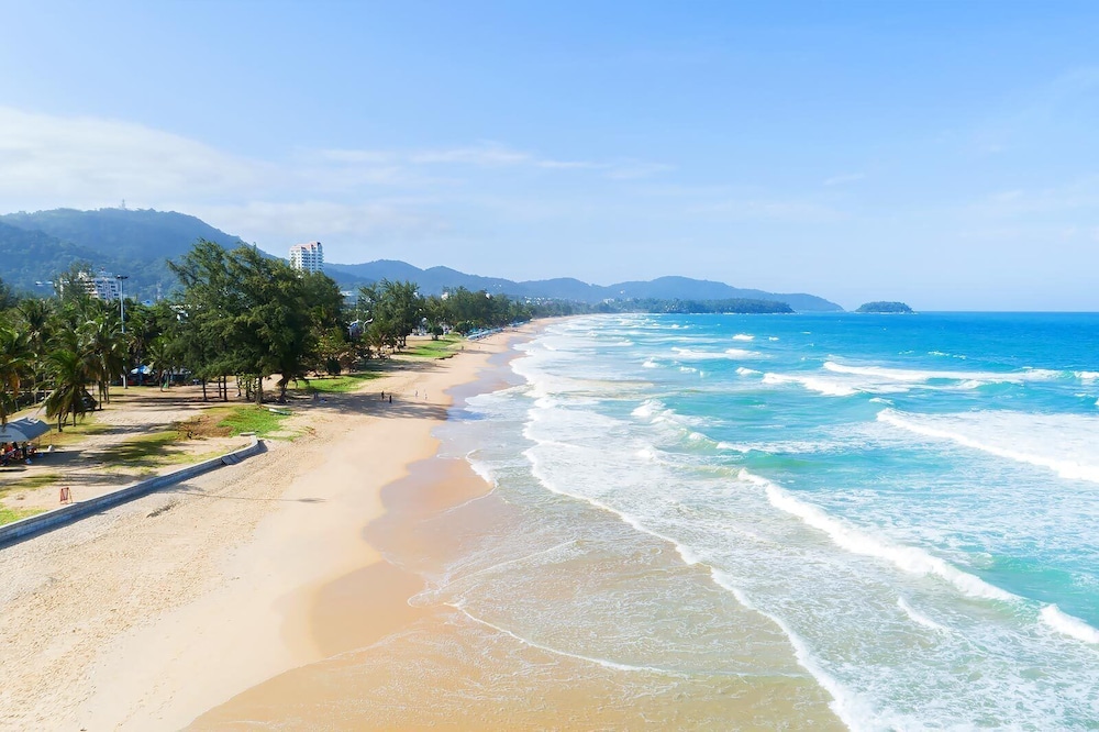 Patong Diamond Hotel 56/64