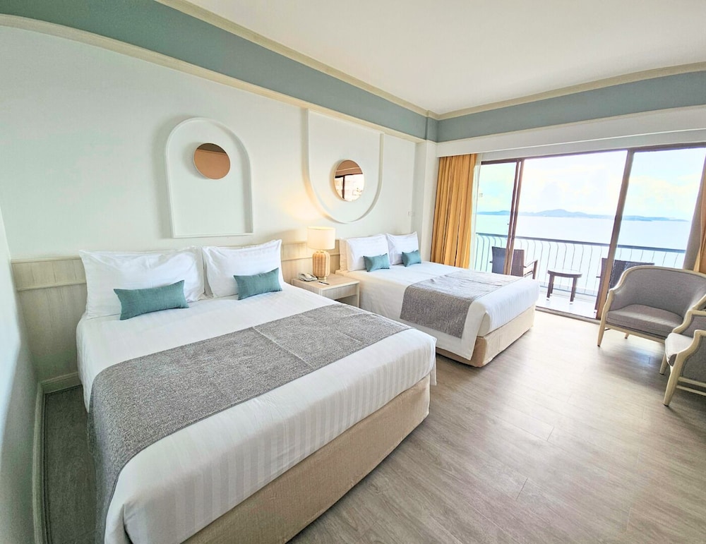 غرفة سوبيريور عائلية بسريرين كوين بإطلالة على البحر، COSY BEACH HOTEL 10/10