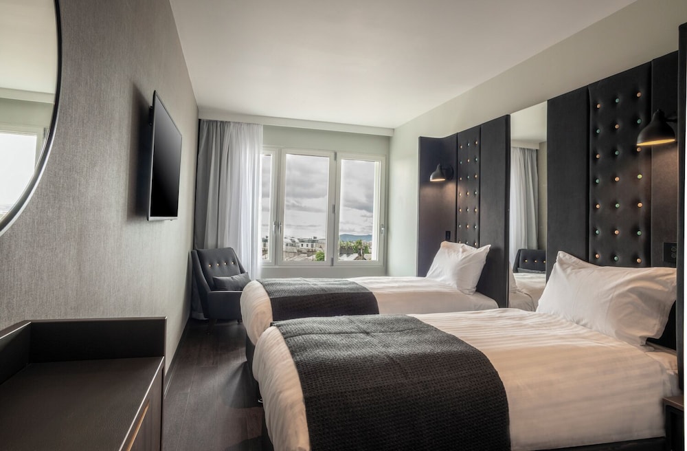 Point A Hotel Edinburgh Haymarket 12/50