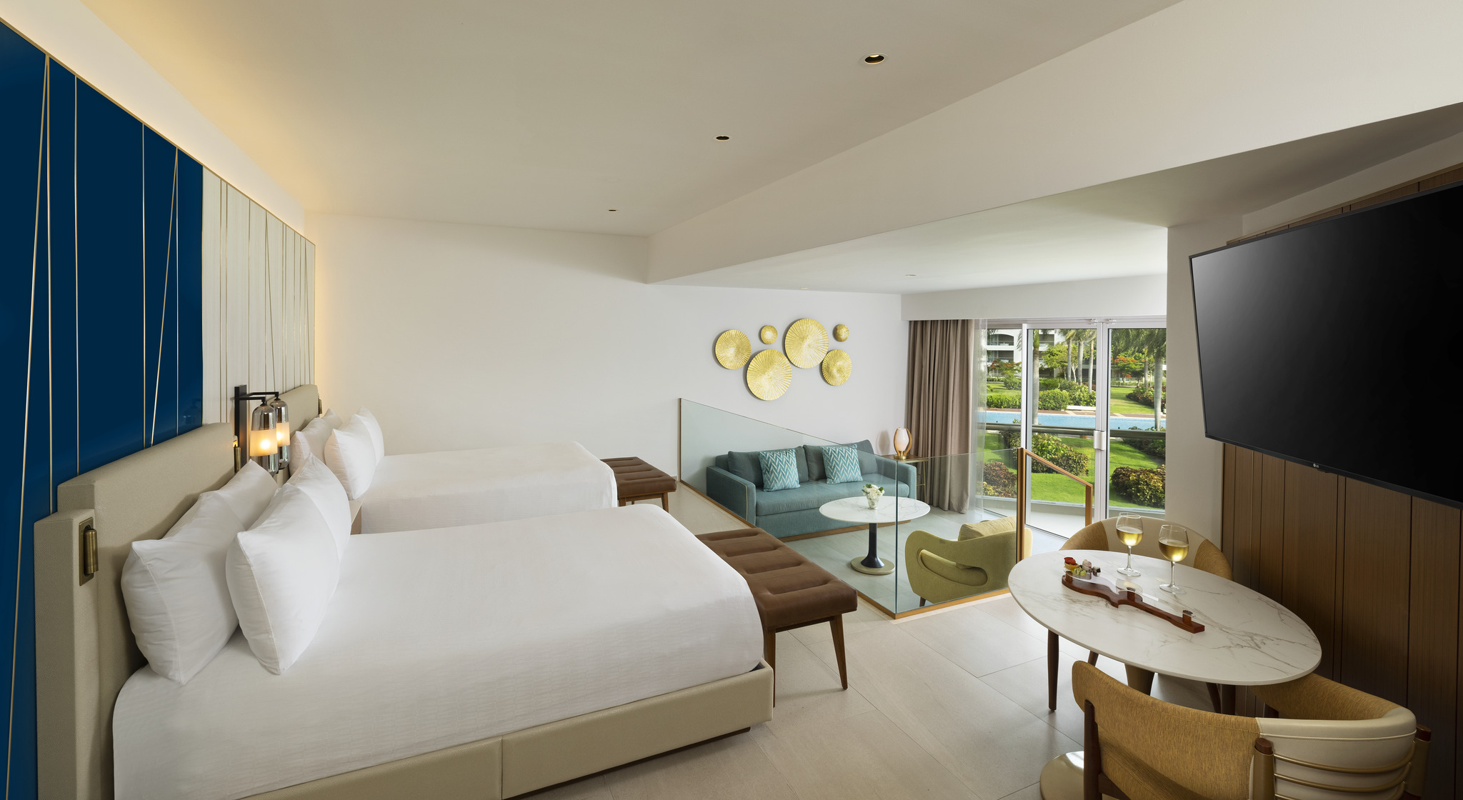 Caribbean Diamond, Suite, 2 Double Beds, Sofa