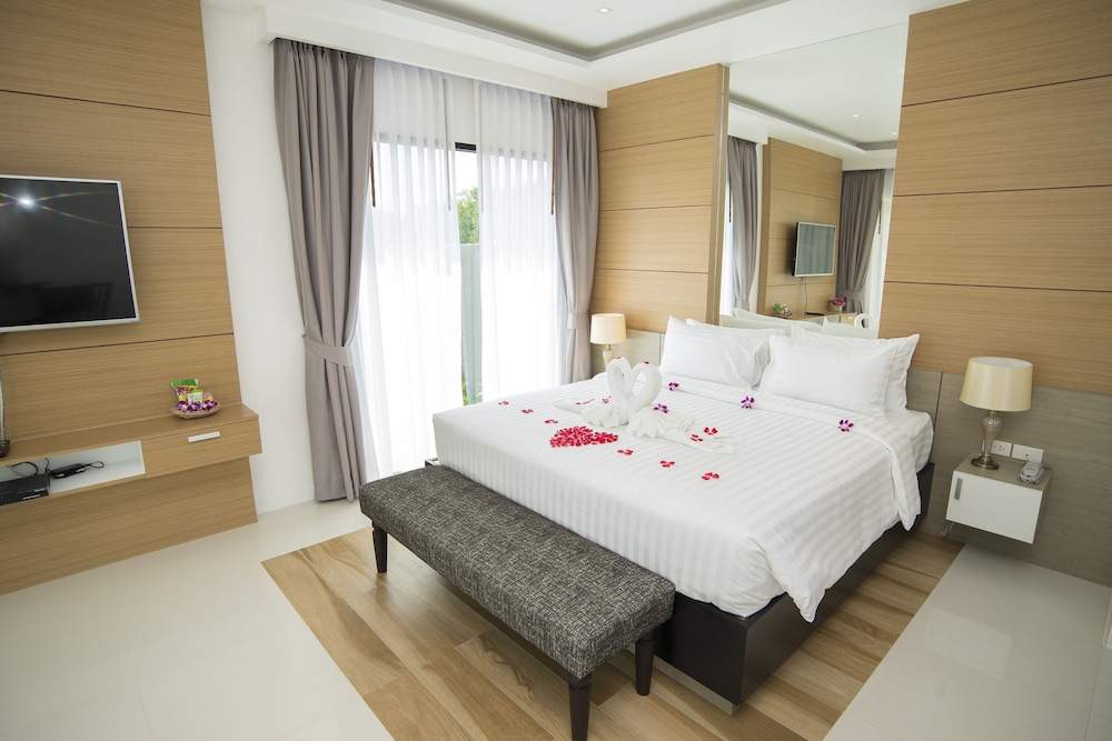 Pumeria Resort Phuket 6/27