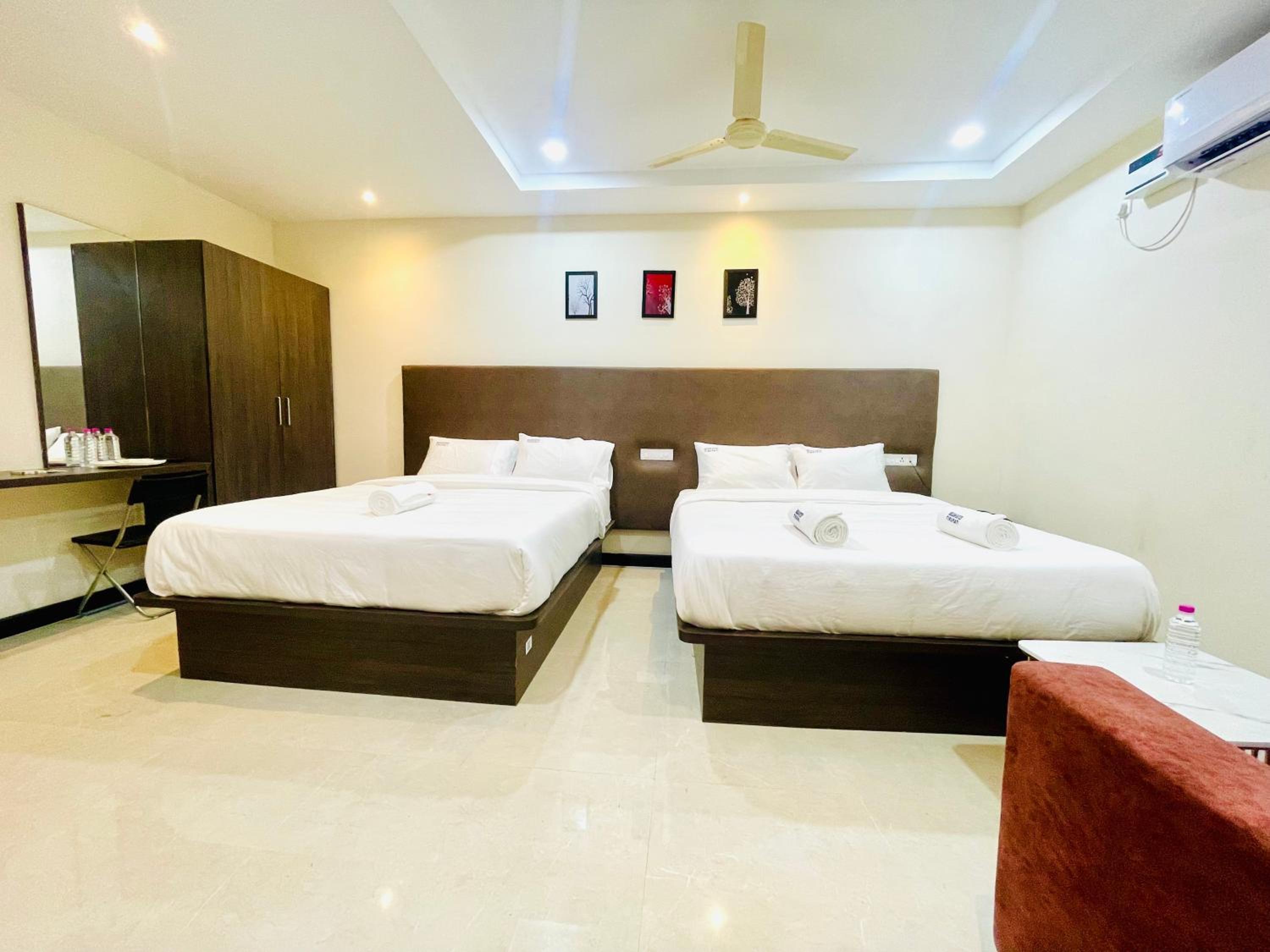 Deccan Suites, Tirupati 8/23