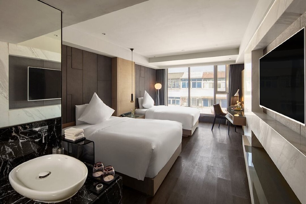 Mercure Yangzhou Dongguan Street 37/40