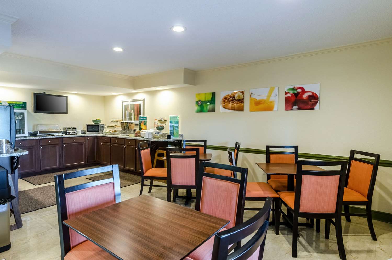 Quality Inn Tanglewood 36/50
