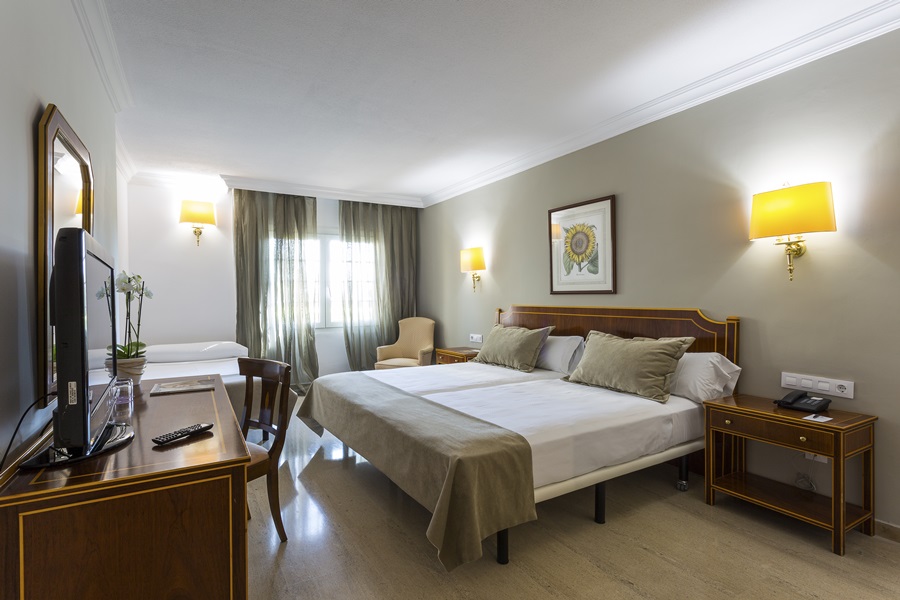 Room, Double Bed, Garden View