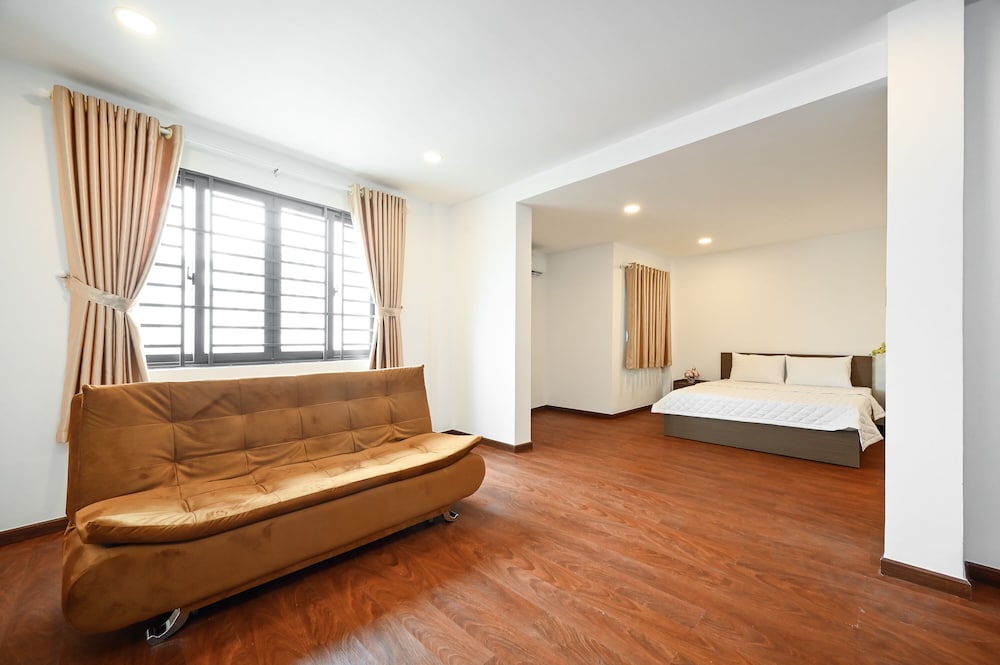 Yoko Airport Saigon Hotel 27/65