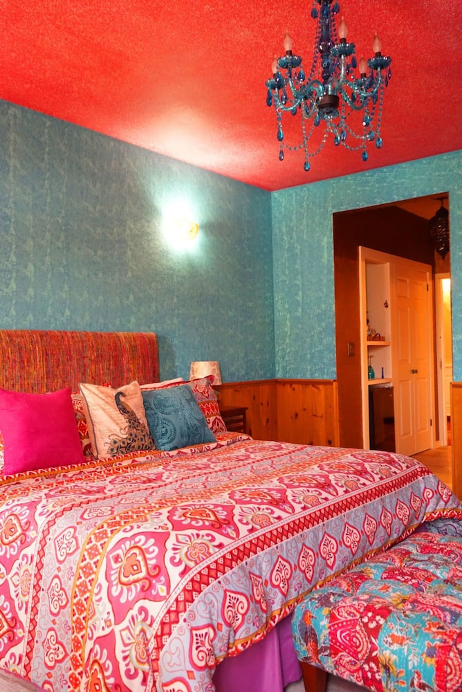 LITCHFIELD INN 29/74
