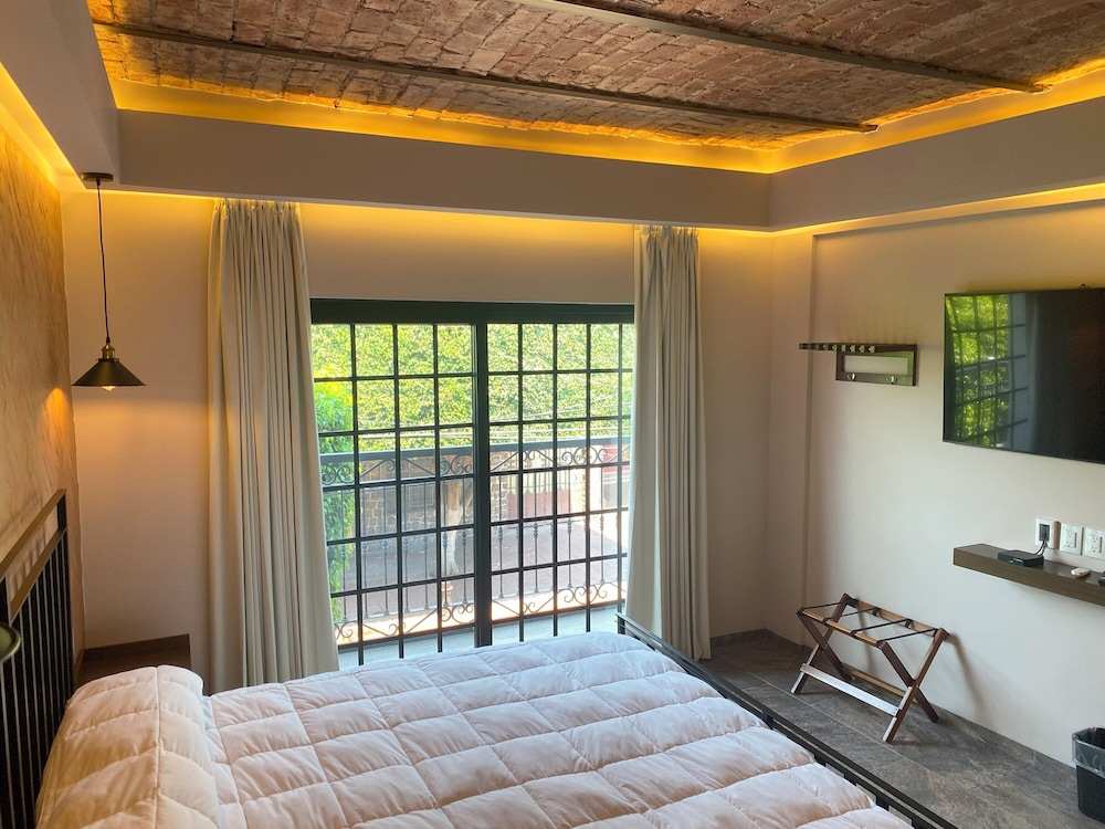 Hotel Boutique Divino Sol 25/50