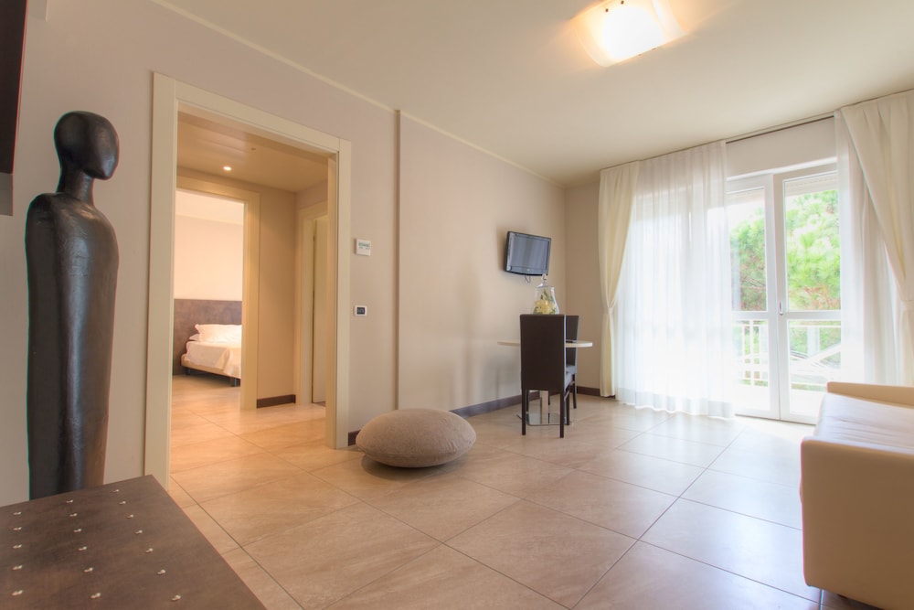 Hotel Kent 35/56