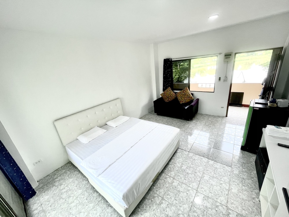 STANDARD, KING BED