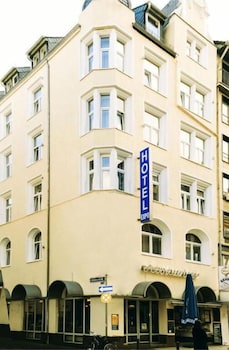 Hotel Expo 3/35