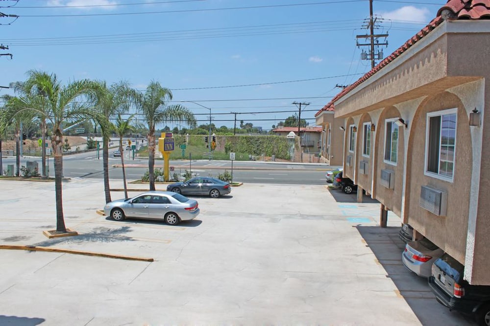 Orange Tustin Inn 9/62