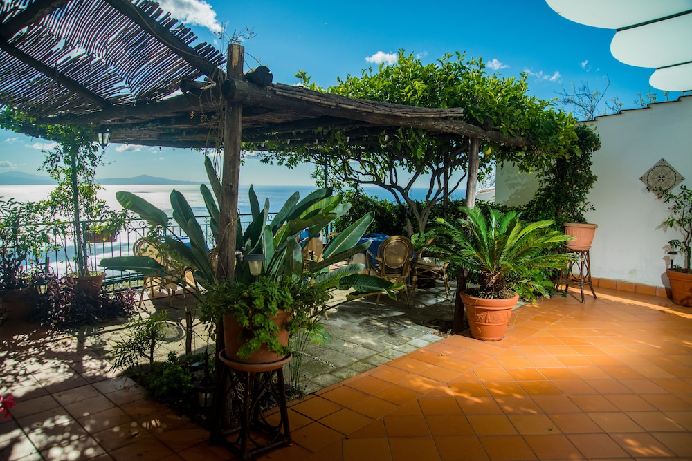 Affittacamere Ravello Rooms 46/47