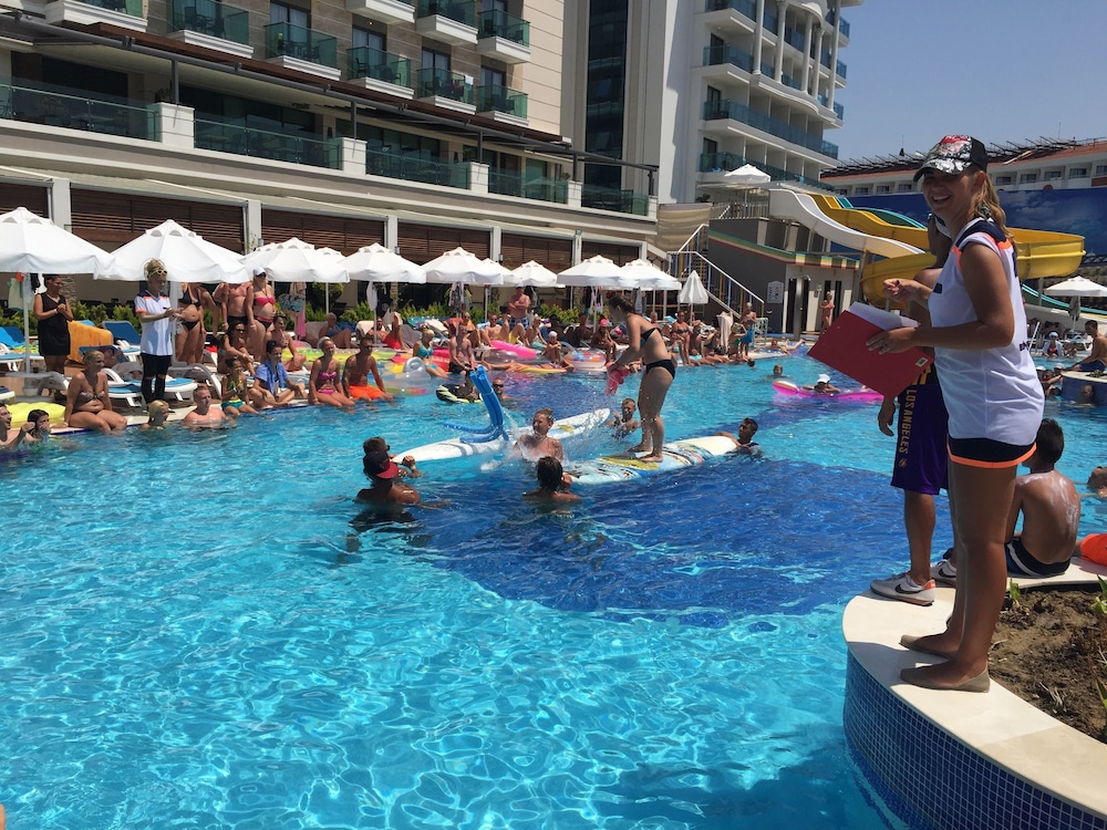 Luna Blanca Resort & Spa 44/50