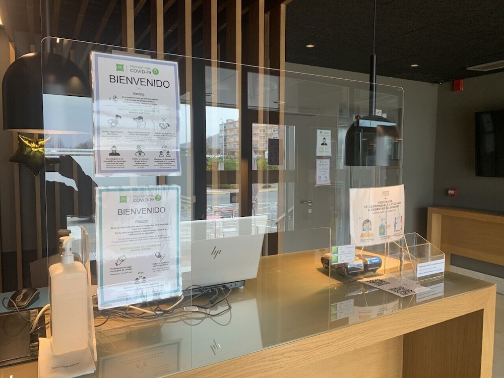 Ibis Styles Pamplona Noain 17/36